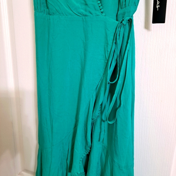 Lulu’s Green Wrap Midi Dress Small - Picture 3 of 12